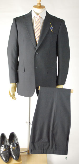 夏用 限りなく黒に近い濃紺 ドーメルスーツ 【衿巾8cm〜8.4cm】：RM351【A6 BB5のみ】 シングル 【2B×1掛け★パンツ裾未処理】メンズ 紳士 サマーフォーマル ビジネススーツ オフィス