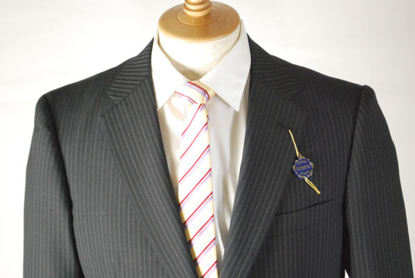 夏用 チャコールグレーのドーメルスーツ 衿巾8cm〜8.4cm RM352 サイズA6 AB7 BB5 シングル 2B1掛け パンツ裾未処理 メンズ 紳士 サマーフォーマル ビジネススーツ オフィス