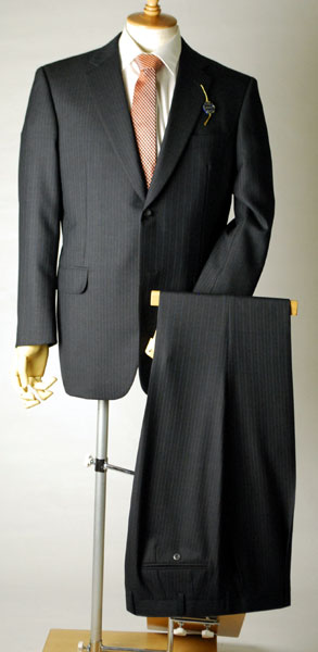 ドーメルスーツ