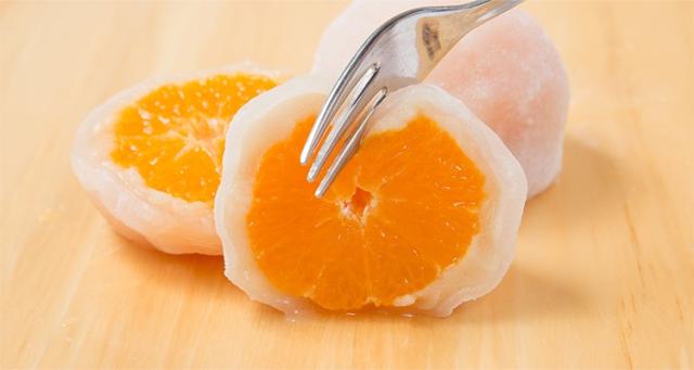 まるごとみかん大福3