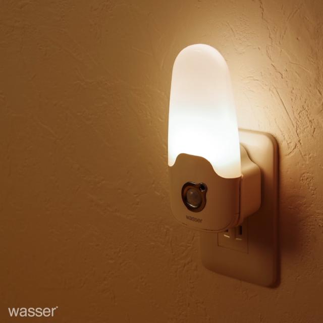 人感センサーライト LED 懐中電灯 充電式 非常灯 足元灯 フットライト led 人感センサー 照明 常夜灯 足元 センサーライト 屋内 プラグ式 玄関 寝室 廊下