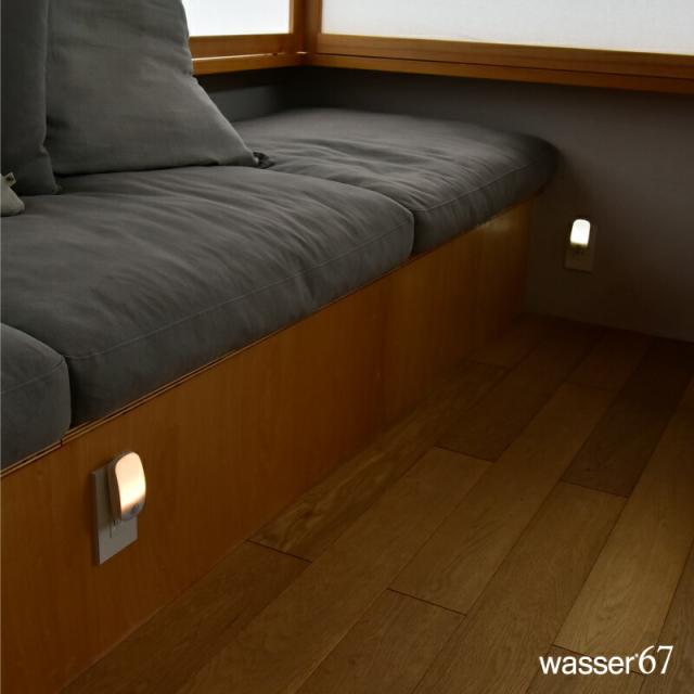 人感センサーライト LED 懐中電灯 充電式 非常灯 足元灯 フットライト led 人感センサー 照明 常夜灯 足元 センサーライト 屋内 プラグ式 玄関 寝室 廊下