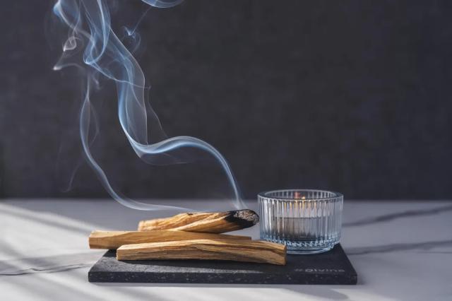 #Divina パロサント 使用方法と注意事項のイメージ画像