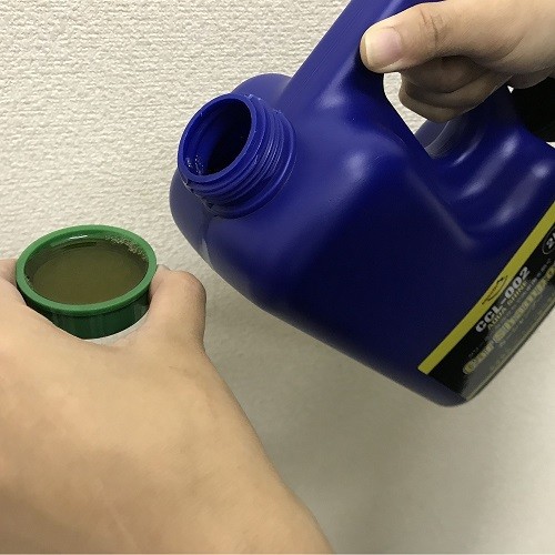 カーシャンプーの容量を測る