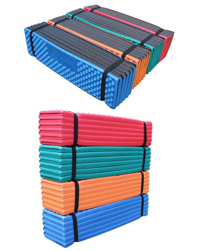 キャンプ マット 折りたたみ