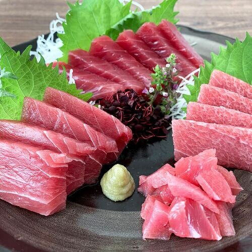 まぐろ 静岡 天然南まぐろ 柵 赤身 中とろ 300g 1 刺身用 不定形柵