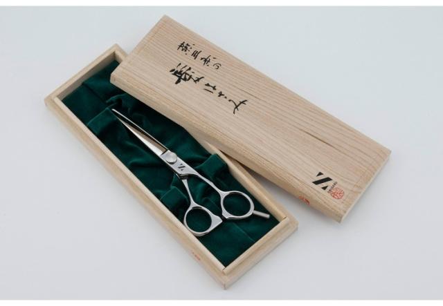 燕三条の髪はさみ シゲル工業 美容師のカットはさみ 15.2cm 桐箱入り 家庭用 セルフカット 本格仕様 カット鋏 カットハサミ 散髪はさみ 子ども ヘアカット 日本製 国産 プレゼント ギフト(代引不可)【送料無料】