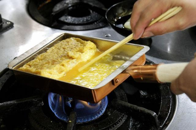 日本製 燕三条 銅の玉子焼き器 関西型 13.5cm レシピ付き プロ仕様