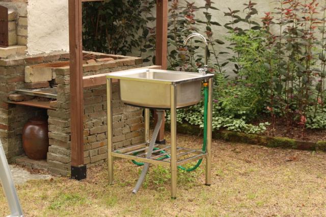 流し台水栓付き ガーデンシンク 幅55cm奥行45cm 高さ80cmR757 蛇口付き