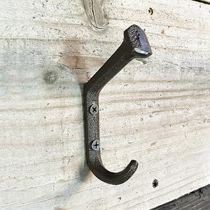 壁掛けフック鋳鉄製犬釘風ダブルフック