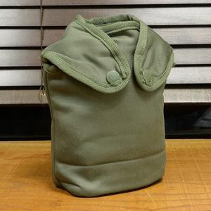 フランス軍放出品キャンティーンカバー水筒用ベルトフック付きフォリアージュグリーン
