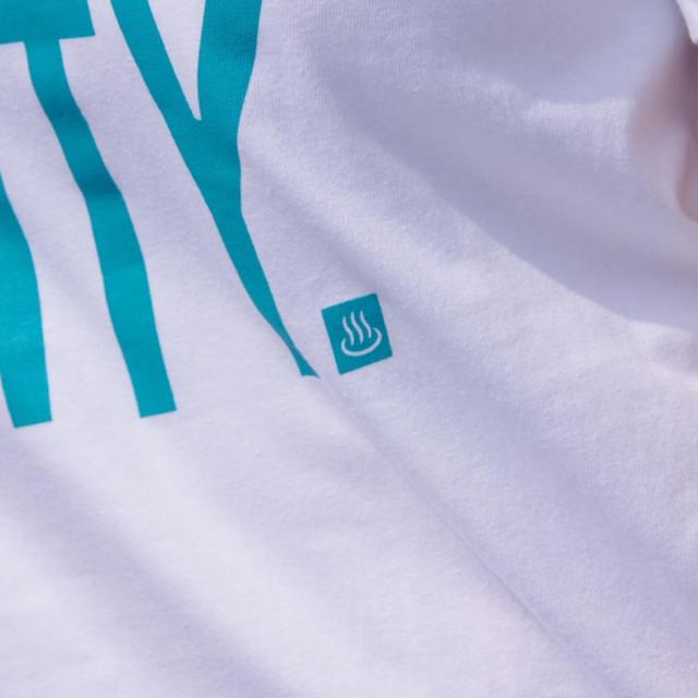 スリット ロゴ半袖Tシャツ ロゴプリントTシャツ ロゴ Tシャツ tシャツ ロゴT トップス カットソー 半袖 半そで 着丈長め