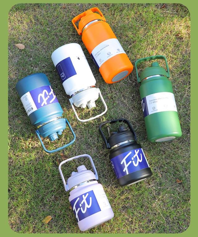 ストロー付きタンブラーの詳細画像1