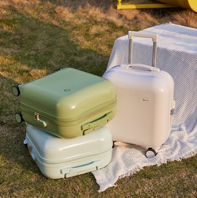 スーツケース(機内持ち込み可能)の詳細画像1