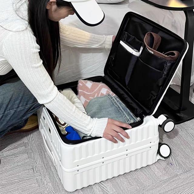 スーツケース(ドリンクホルダー付き)の詳細画像16