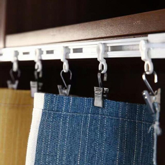 カーテンレール