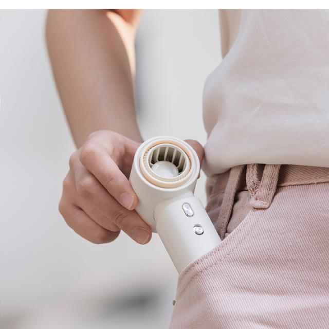 ハンディ扇風機