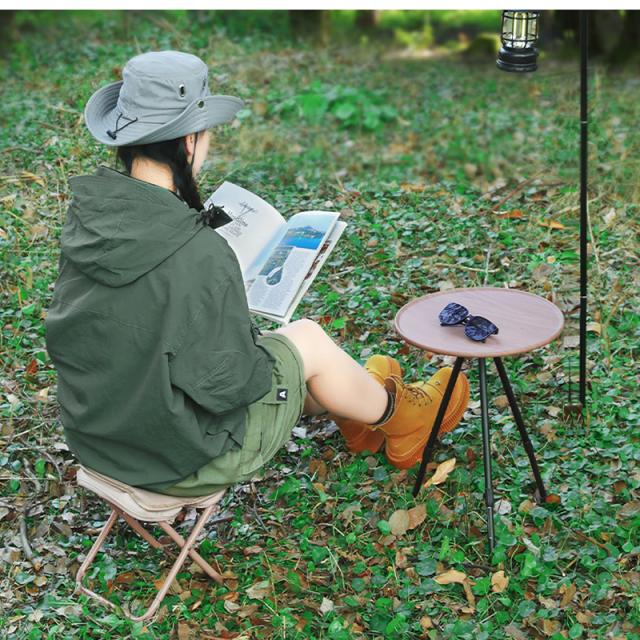 折りたたみ式チェア