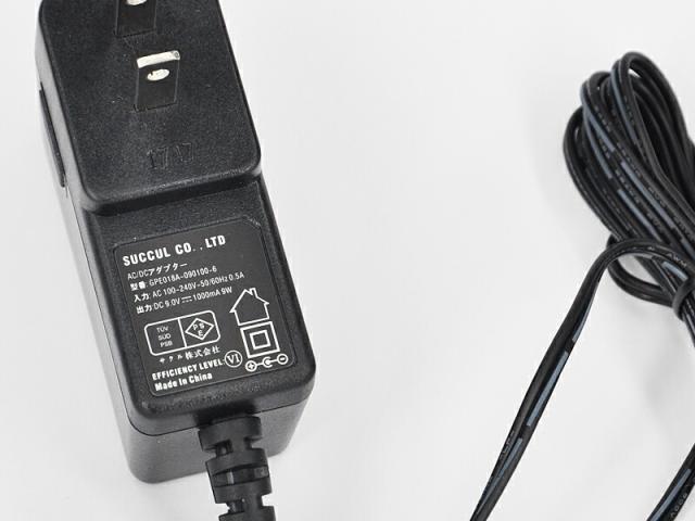 ACアダプター9V 1A