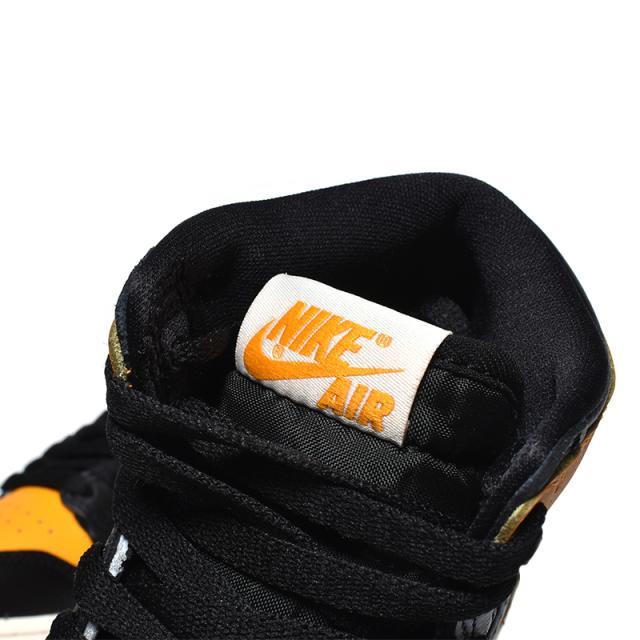 ナイキ　GS エアジョーダン1 Retro High OG Taxi org.jpg