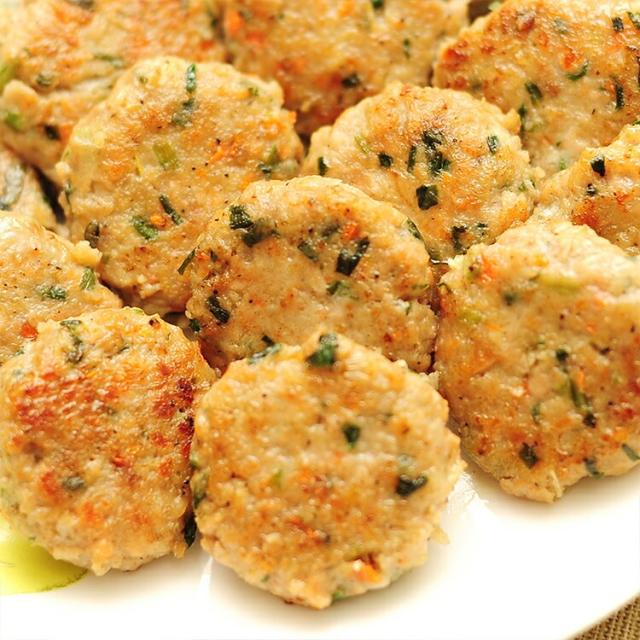 [FoodTrend] 名家 一口サイズ 肉チヂミ / 1kg お弁当やおつまみ 国料理 おやつ 業務用 大容量   (冷凍)