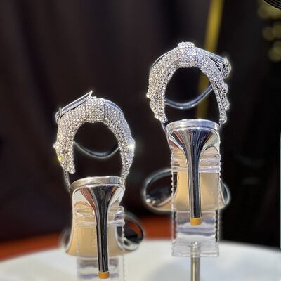 リボン ビジュー ハイヒール l シューズ 靴 くつ 8.5cm 9.5cmヒール ピンヒール ラウンドトゥ キラキラ 美脚 脚長 レザー 大人可愛い