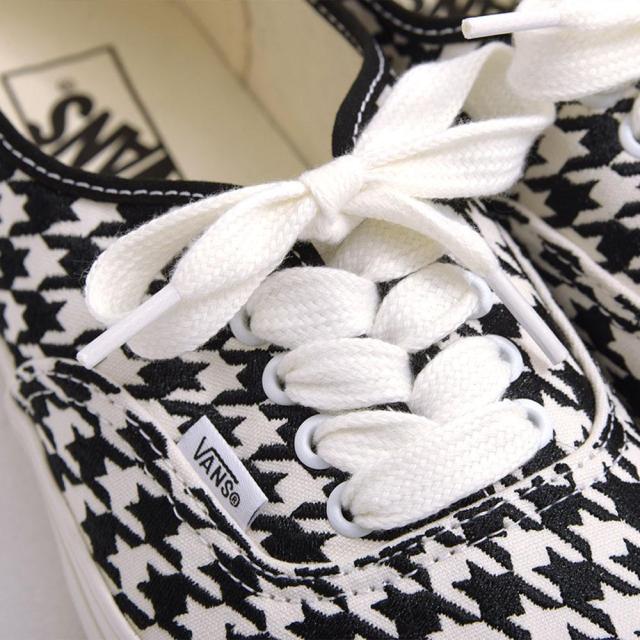 VANS ヴァンズ バンズ スニーカー メンズ ブランド VN000BW5YB2 国内正規品 靴 シューズ Authentic オーセンティック ハウンドトゥース 千鳥格子 チェック柄 ローカット ホワイト ブラック 白 黒 26.0cm 26.5cm 27.0cm 27.5cm 28.0cm 春 [VN000BW5YB2]