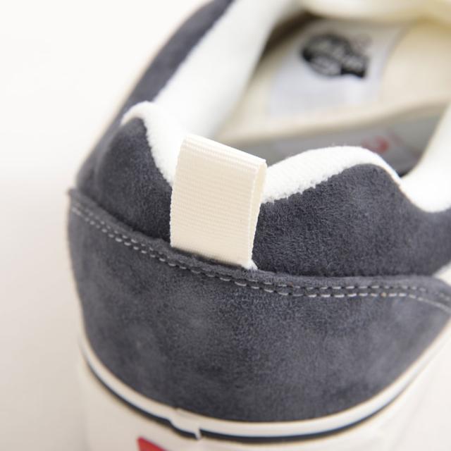 VANS バンズ ヴァンズ スニーカー メンズ ブランド KNU SKOOL ニュースクール グレー スケートシューズ おしゃれ 靴 くつ クツ シューズ スウェード スエード エンボス ストリート ユニセックス シンプル 26cm 26.5cm 27cm 27.5cm 28cm 国内正規品 VN000CS0BGF [VN000CS0BGF]