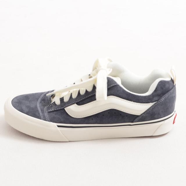 VANS バンズ ヴァンズ スニーカー メンズ ブランド KNU SKOOL ニュースクール グレー スケートシューズ おしゃれ 靴 くつ クツ シューズ スウェード スエード エンボス ストリート ユニセックス シンプル 26cm 26.5cm 27cm 27.5cm 28cm 国内正規品 VN000CS0BGF [VN000CS0BGF]