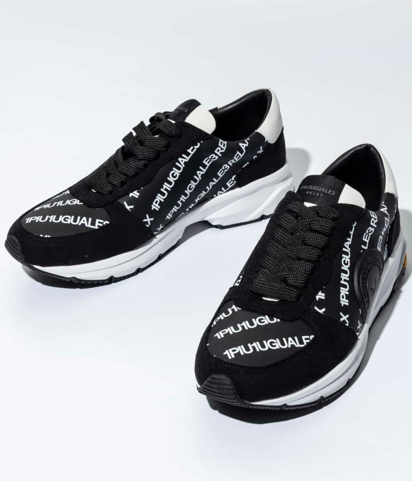 1PIU1UGUALE3 RELAX(ウノピゥウノウグァーレトレ)ハーフサークル 1PIU1UGUALE3 RELAX(ウノピゥウノウグァーレトレ)ハーフサークル