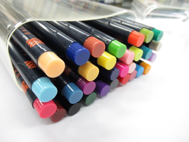 あかしや筆ペン 水彩毛筆 彩 30色 CA200/30V 8000円 カラー筆ペン