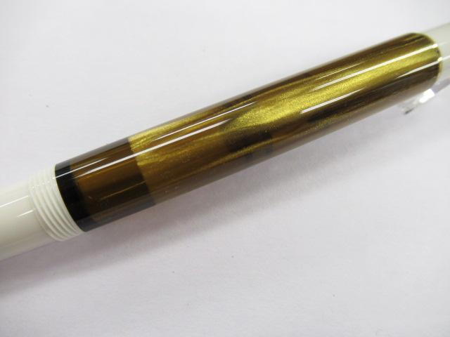 ペリカン万年筆 M200 ゴールドマーブル 15000円 ドイツ製 すぐに使える