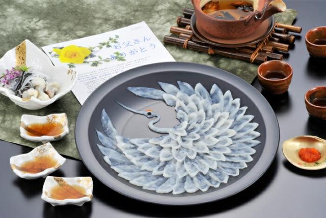 【父の日プレゼント・ギフト】ふぐ料理専門『ふく太郎本部』とらふく刺身慶祝鶴