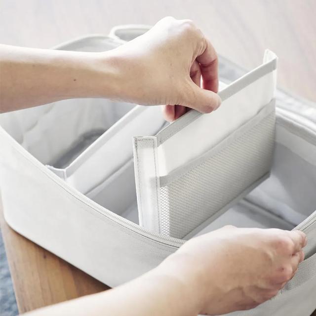 救急バッグ 仕切り付き