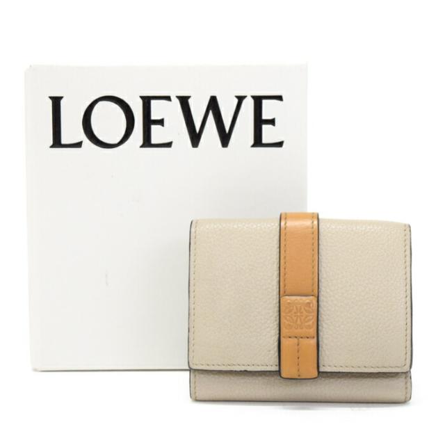 【Bランク】 ロエベ LOEWE トライフォールド ウォレット ソフトグレインカーフ (レザー) 124.12AB41 三つ折り財布 かぶせ蓋 ミディアムウォレット ミニ財布 レディース ライトオーツ (ベージュ) / ハニー (オレンジ ) 正規品 中古 mbl16022