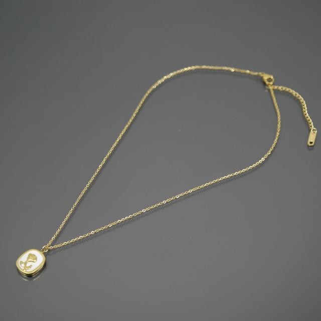 サージカルステンレス