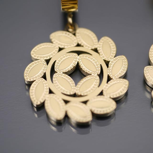 サージカルステンレス