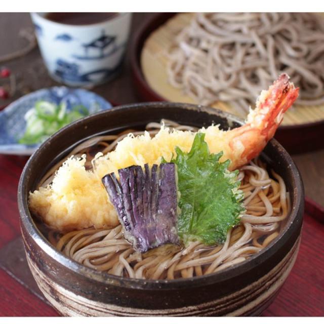 盛り付け例・温かくても冷たくても美味しい麺です