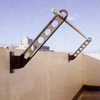 屋外ベランダ用物干し金物HB腰壁設置イメージ