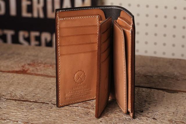 手縫い ヌメ革 二つ折り メンズ 財布 ミドルウォレット 栃木レザー　追加カード入れ1