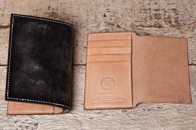 手縫い ヌメ革 二つ折り メンズ 財布 ミドルウォレット 栃木レザー　追加カード入れ裏