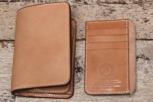 手縫い ヌメ革 二つ折り メンズ 財布 ミドルウォレット 栃木レザー　追加カード入れ裏