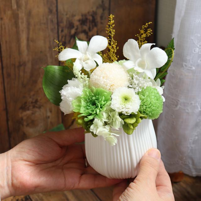 お供えアレンジ　プリザーブドフラワー リーニュ