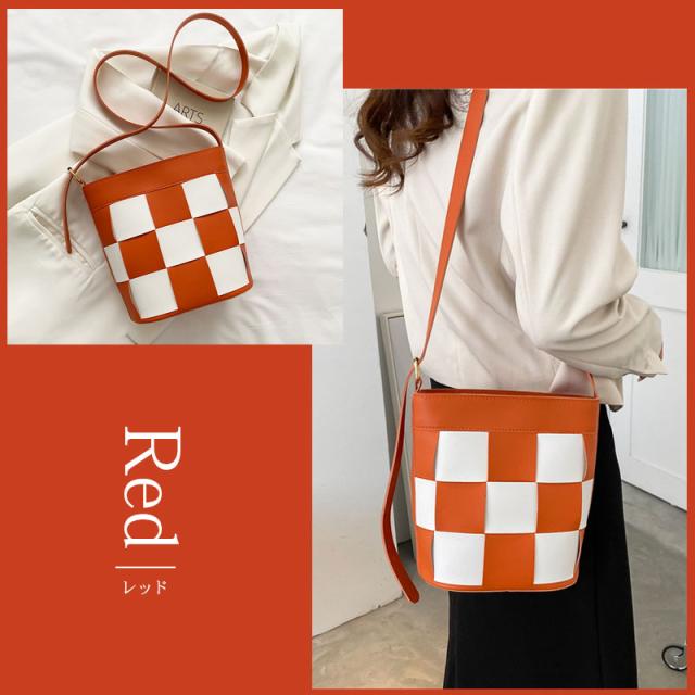 チェッカーショルダーバッグ