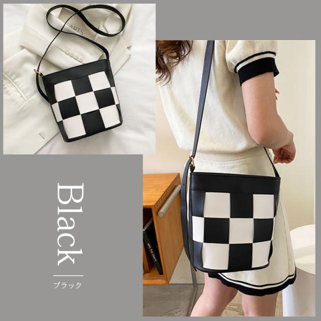 チェッカーショルダーバッグ