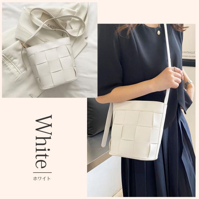 チェッカーショルダーバッグ