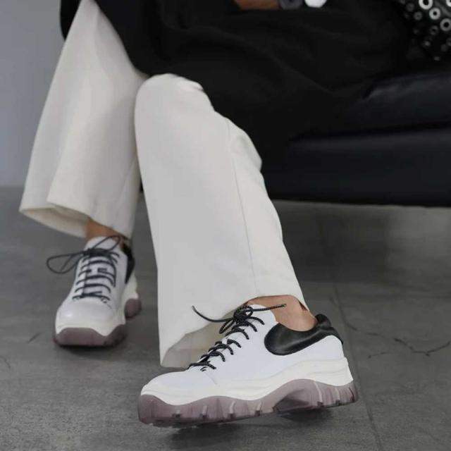 【SALE】 ユーコ イマニシ yuko imanishi +  726040 MARUCO ホワイト 上質レザー スニーカー 厚底  展開サイズ 23cm 23.5cm 24cm 24.5cm「靴」