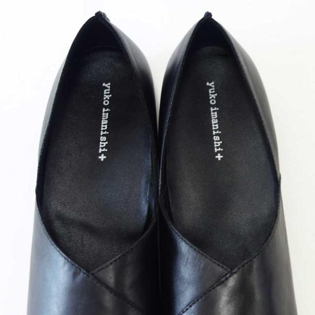 ユーコ イマニシ yuko imanishi +   76149 ブラック 甲深 Vカット フラット スリッポンシューズ  展開サイズ 23.5cm 24cm 24.5cm「靴」