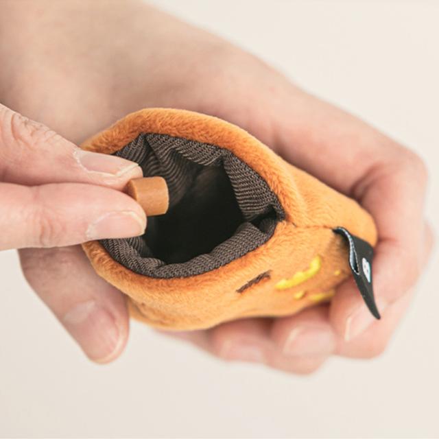 犬 知育トイ  