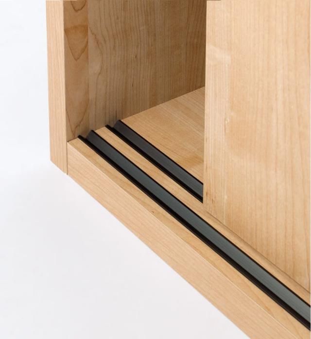 オシャレな北欧風デザイン】天然木調 引き戸クローゼット